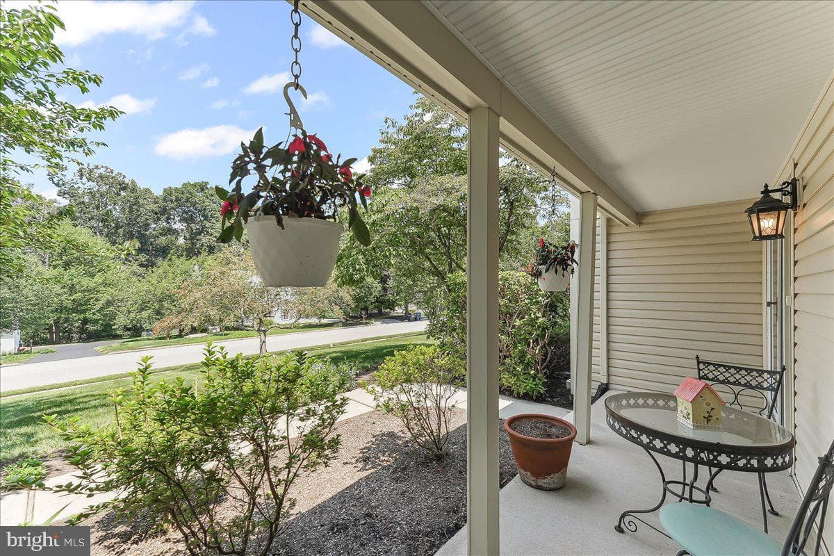 100 Trowbridge Lane photo 4