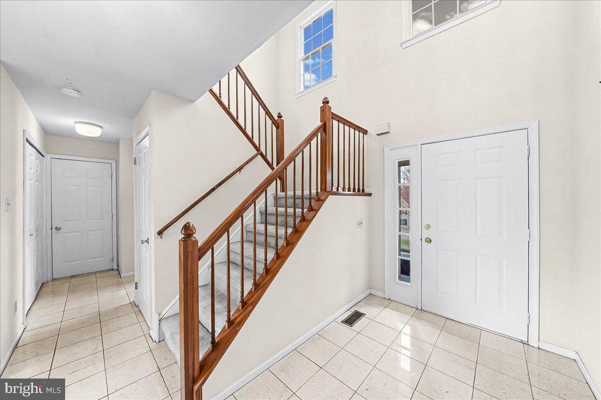 100 Trowbridge Lane photo 7