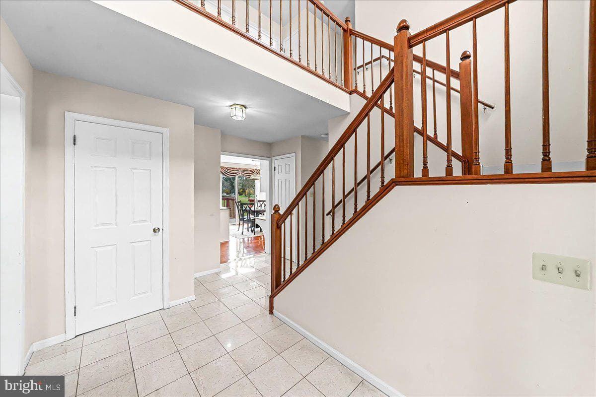 100 Trowbridge Lane photo 9