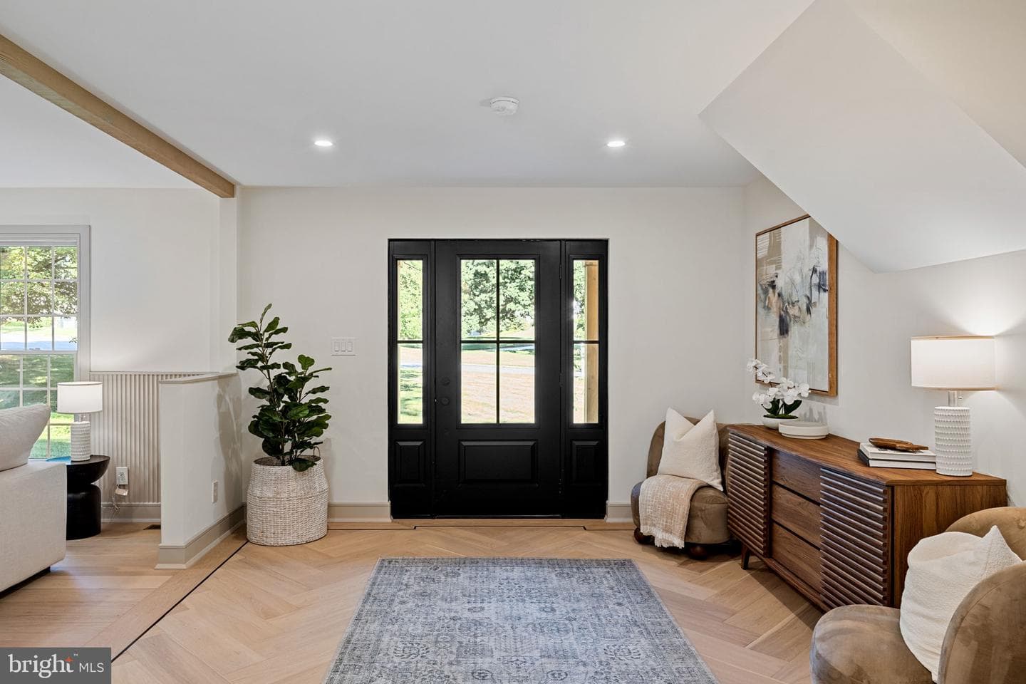 1179 Beaumont Road photo 2