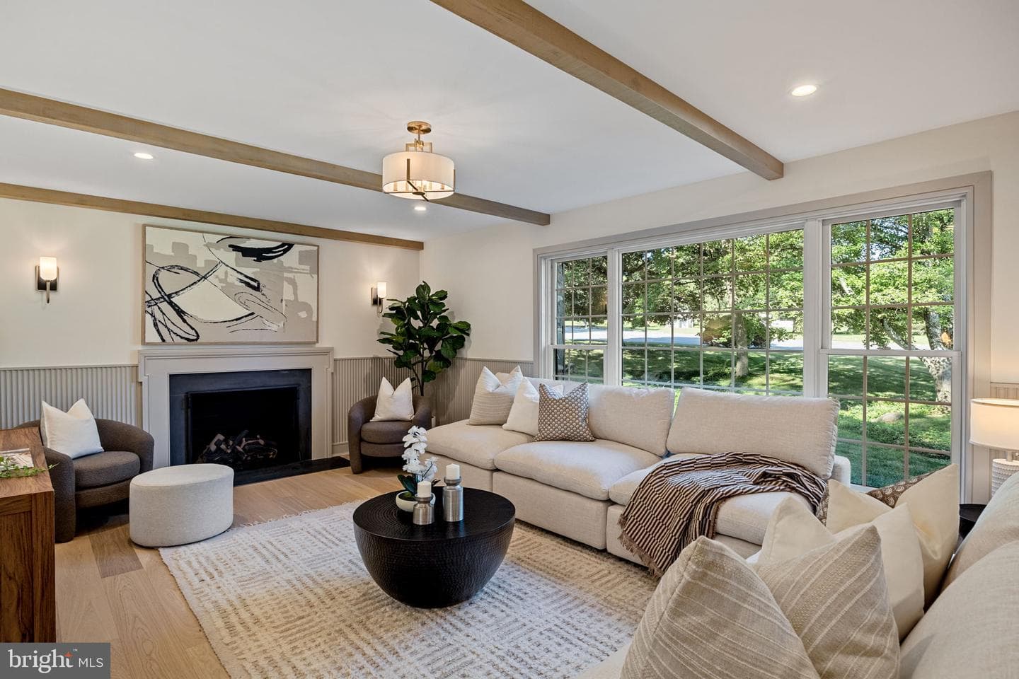 1179 Beaumont Road photo 22