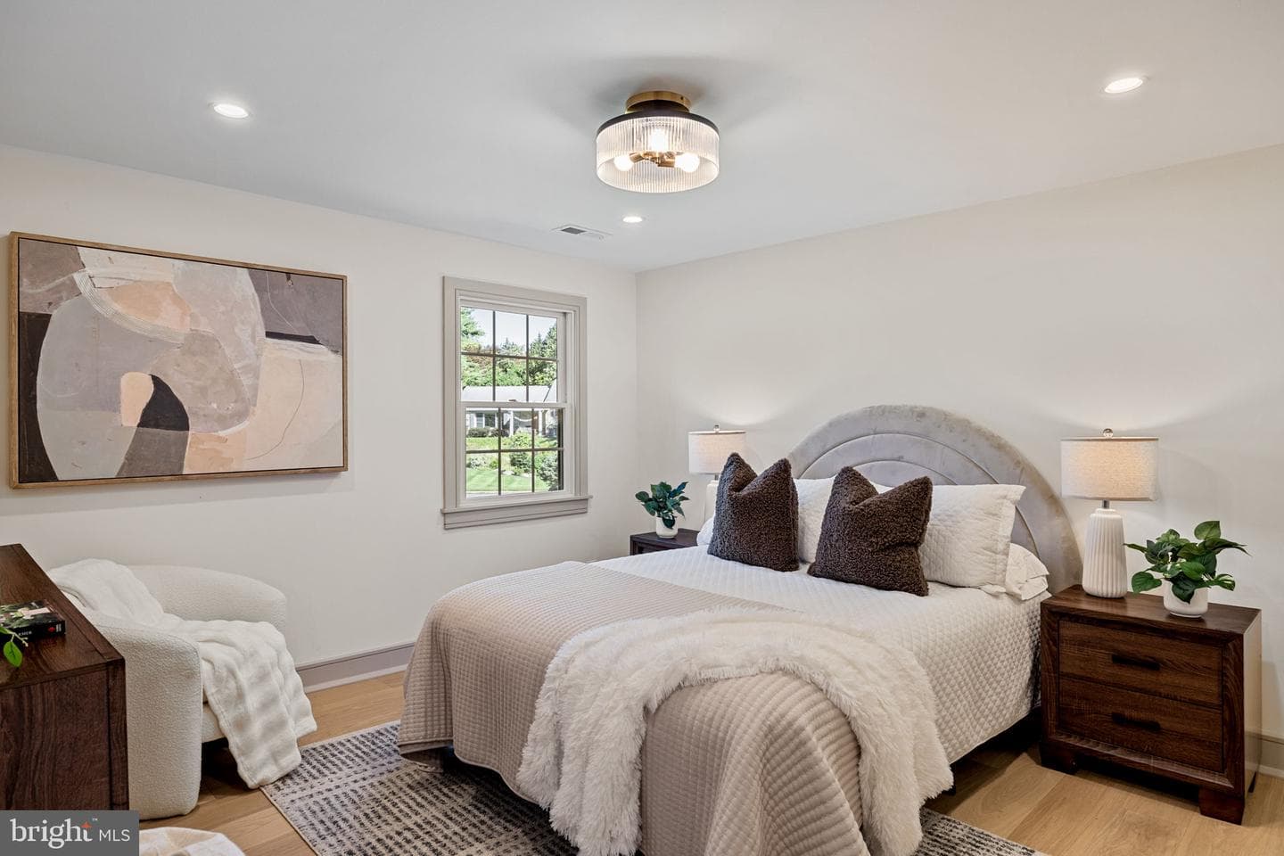 1179 Beaumont Road photo 37