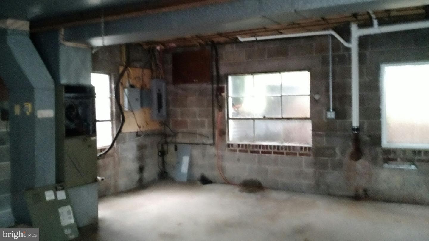 601 Vincent Street photo 12
