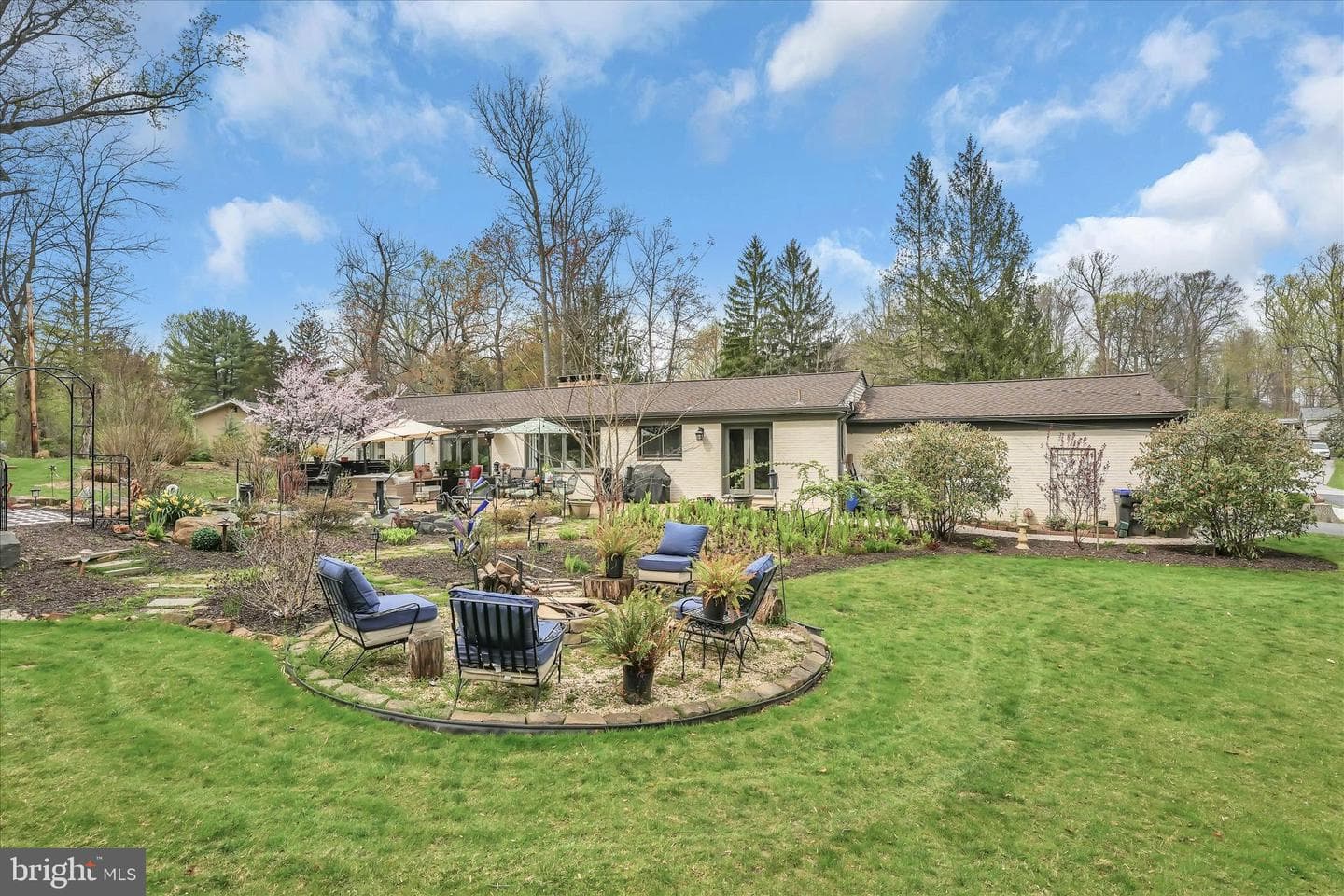 104 Unicorn Lane photo 4