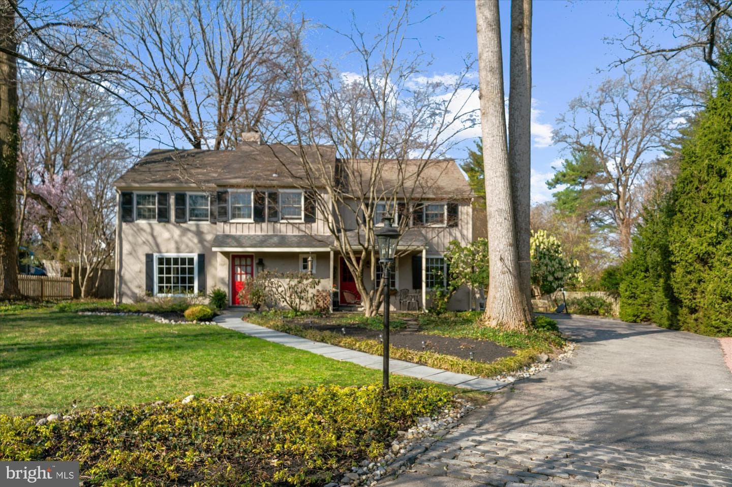 322 Devon State Road photo 2