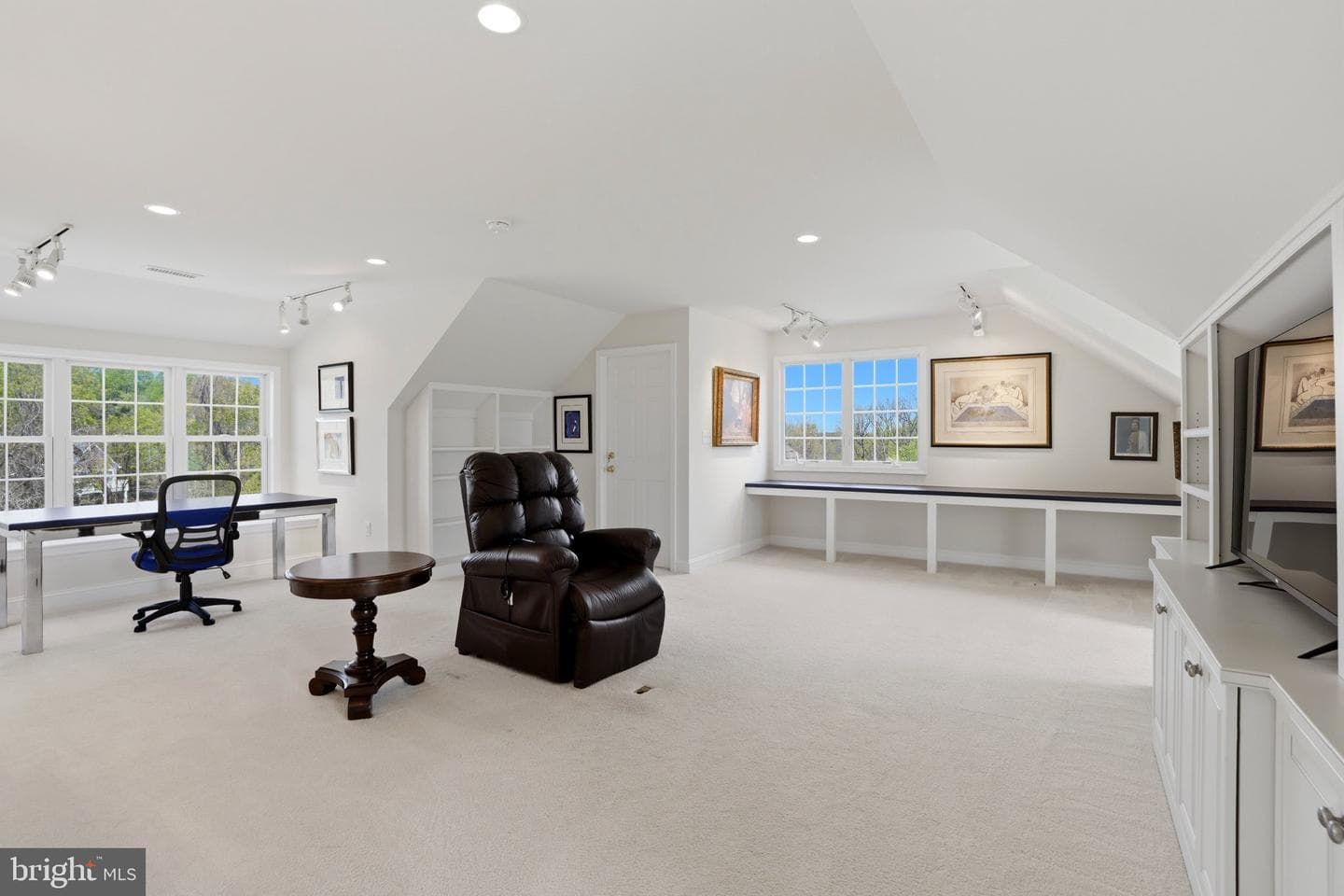 106 Nathaniel Lane photo 37