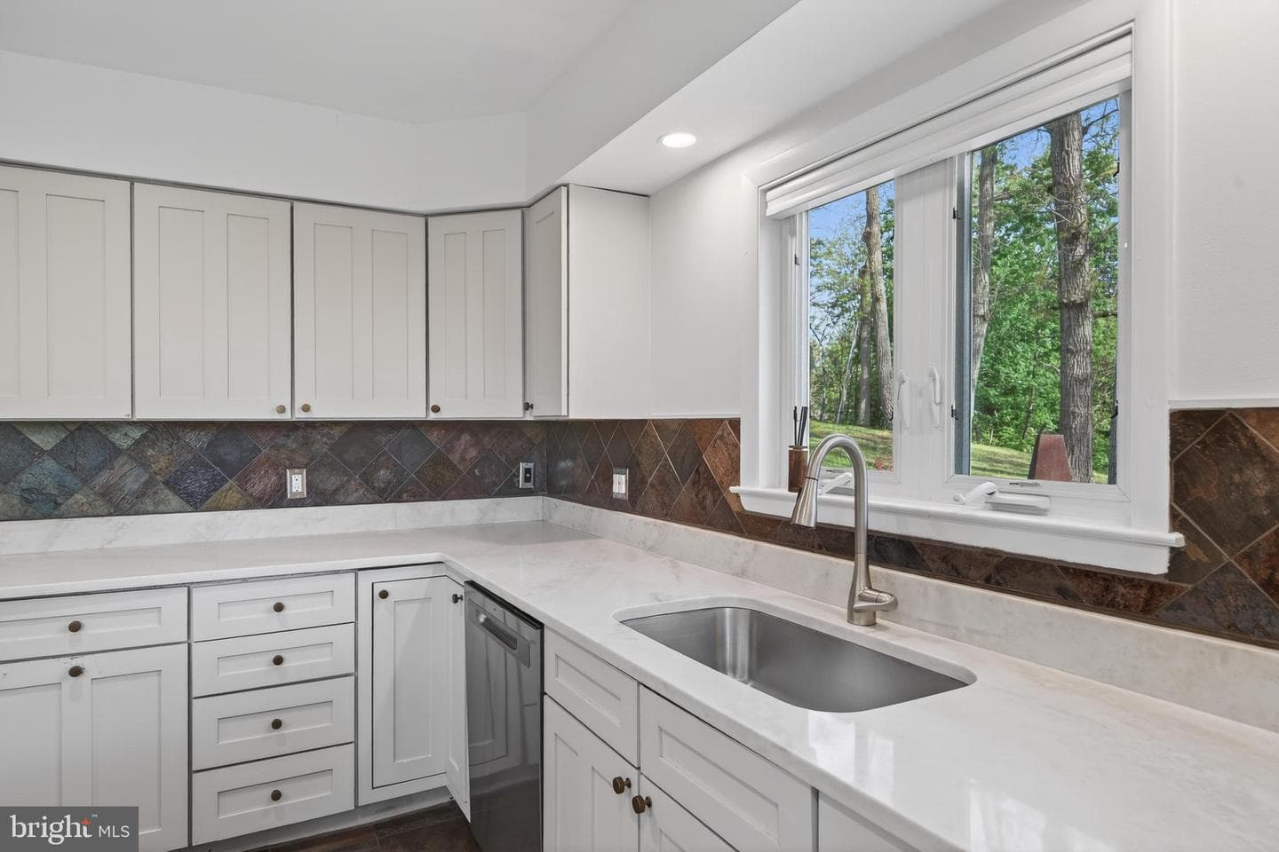 145 Sunset Hollow Road photo 17