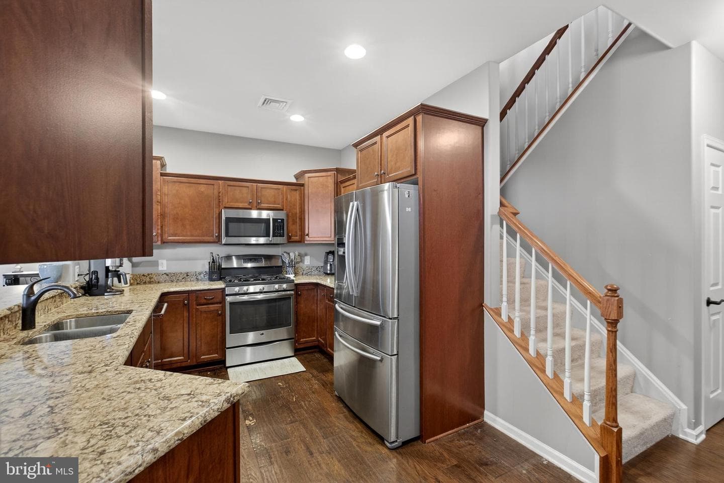 410 Laurel Ridge Path photo 8