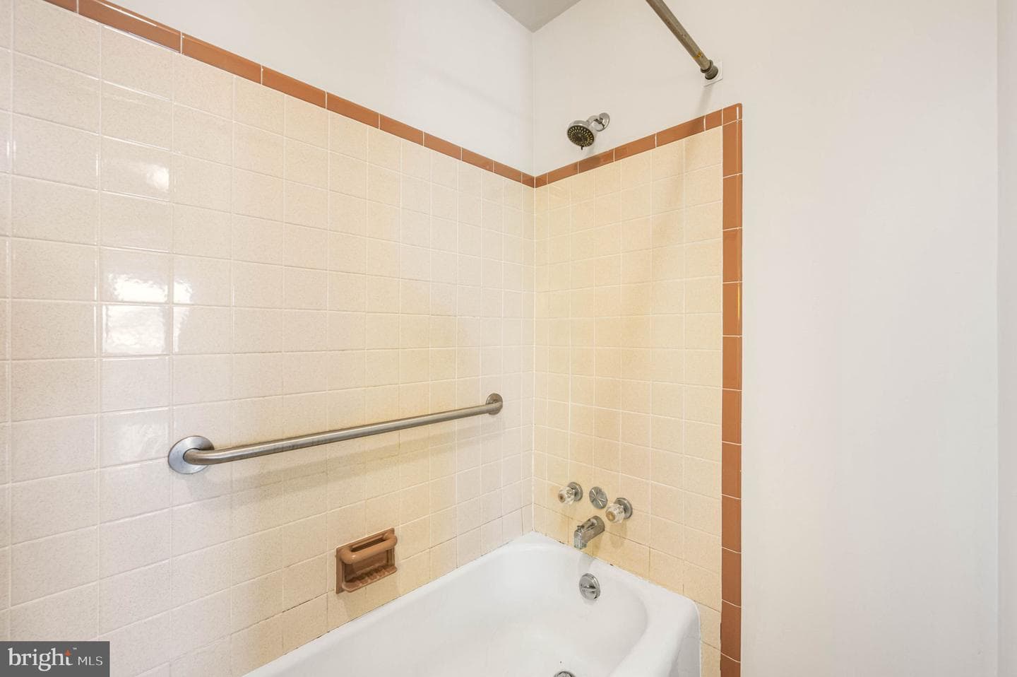 4951 Horseshoe Pike photo 15