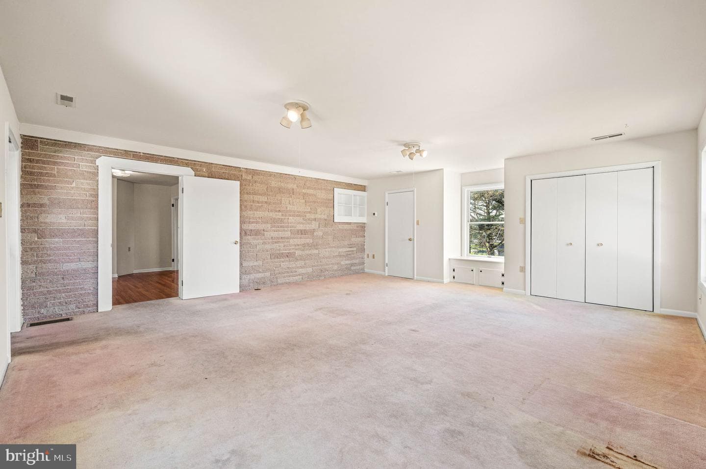 4951 Horseshoe Pike photo 17
