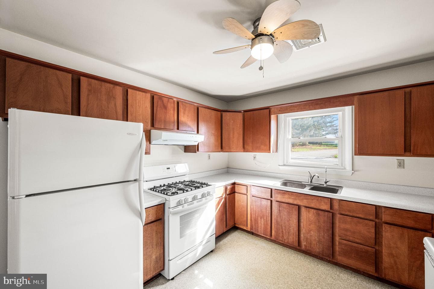 4951 Horseshoe Pike photo 7
