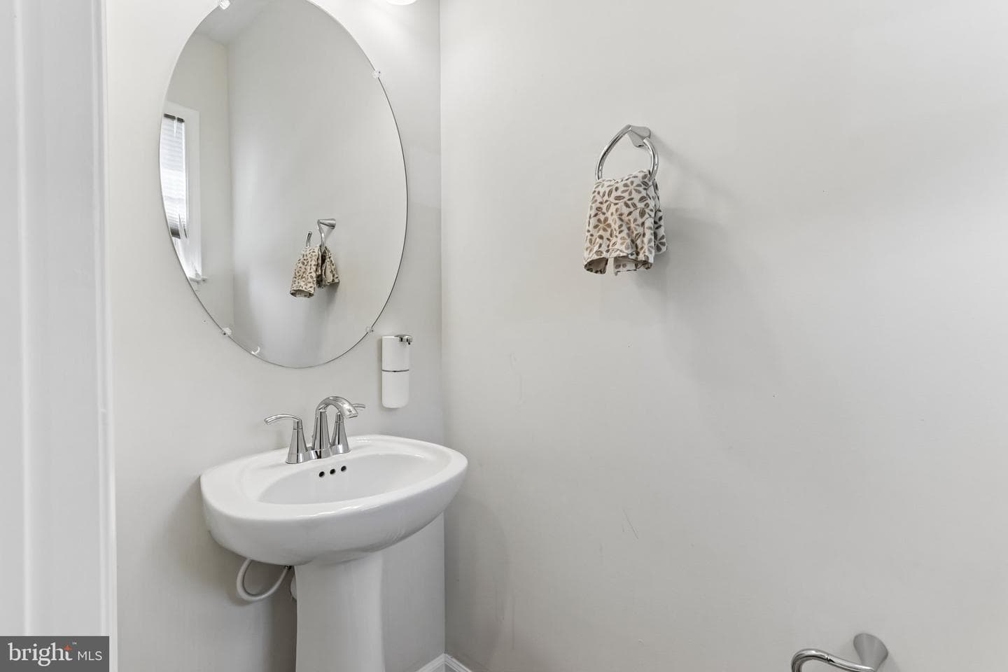 107 Keating Drive photo 24