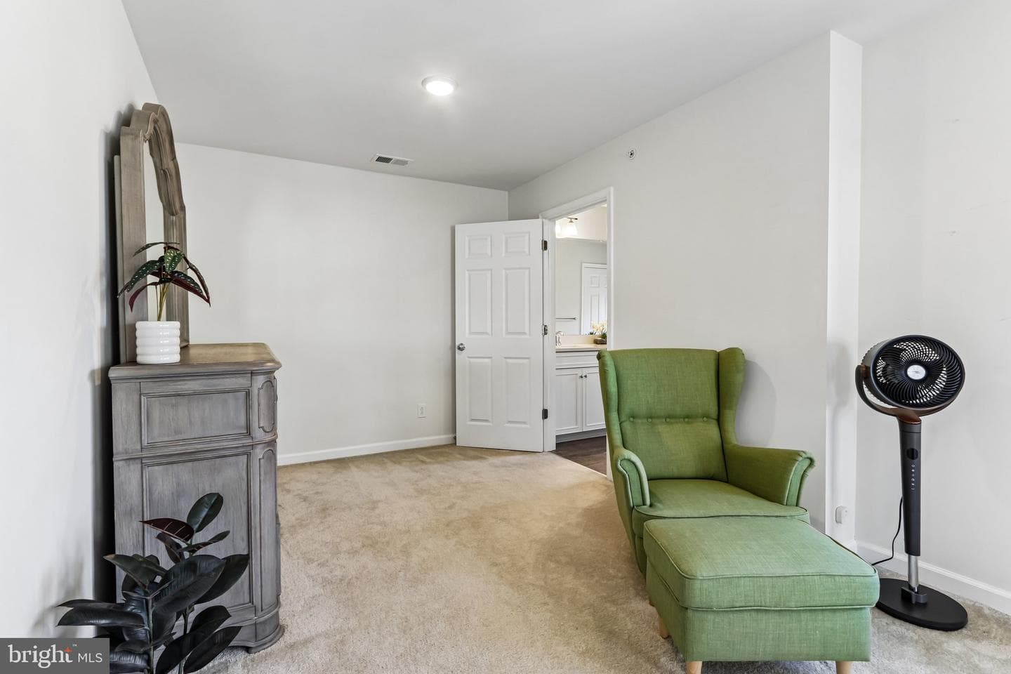 107 Keating Drive photo 33