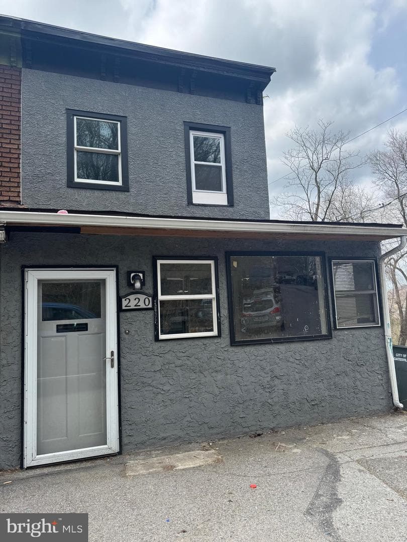 220 New Street, Coatesville