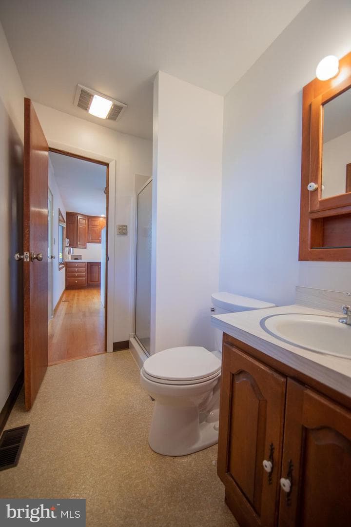 408 Chesterfield Drive photo 19