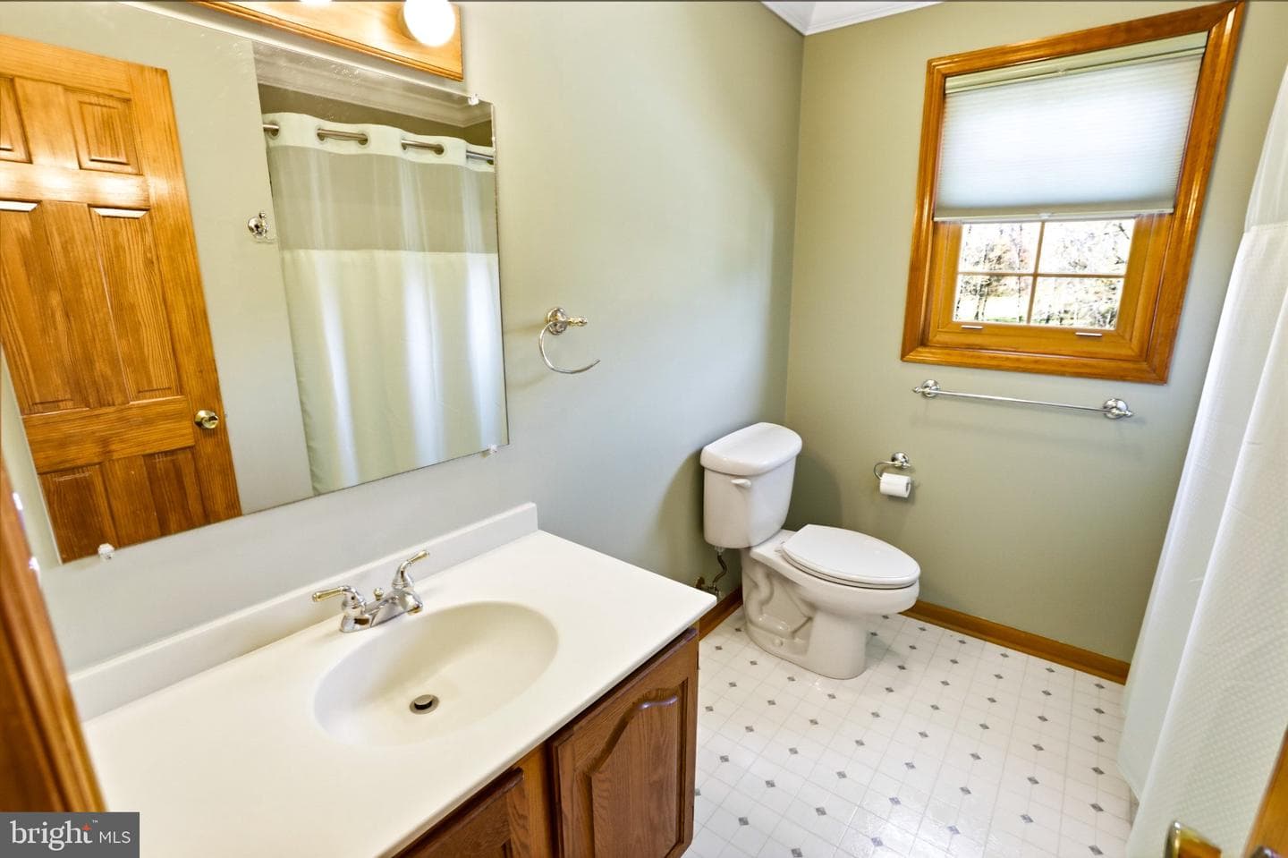 42 Eleanor Drive photo 44