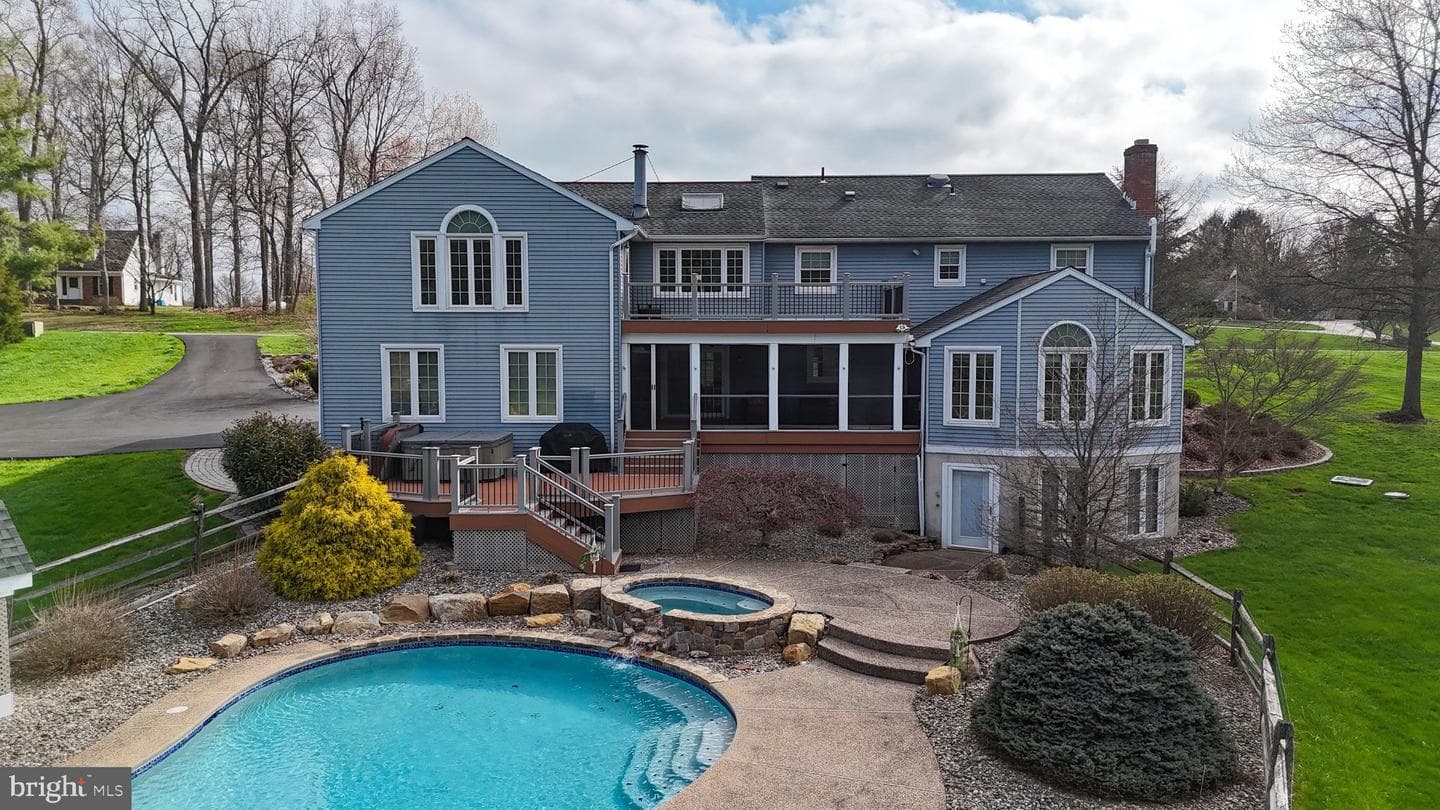 42 Eleanor Drive photo 7