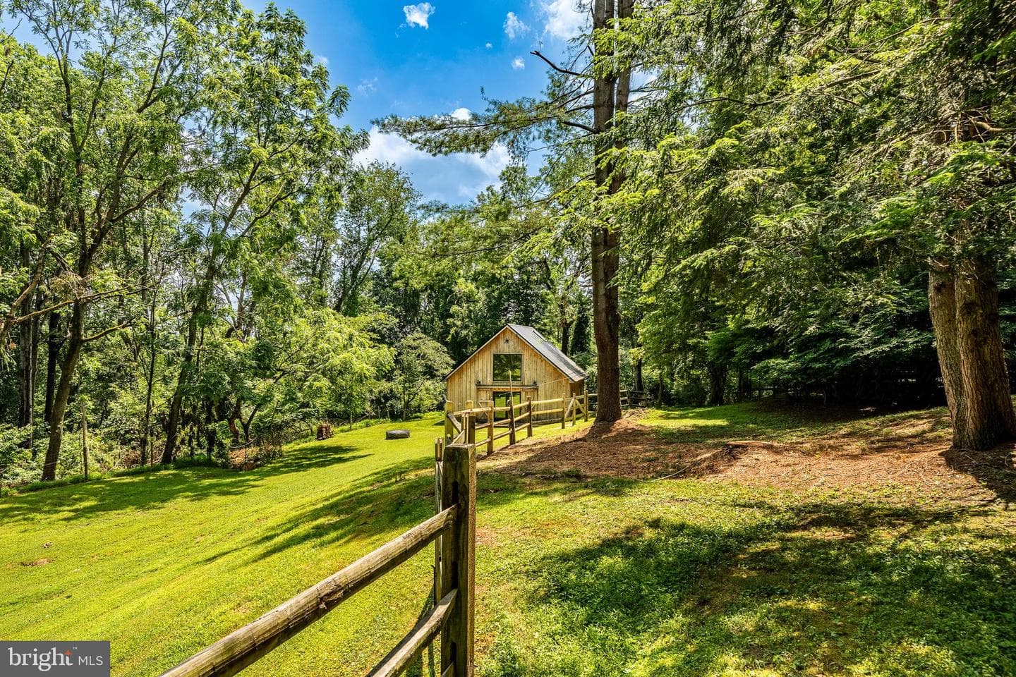 7 Bittersweet Drive photo 103