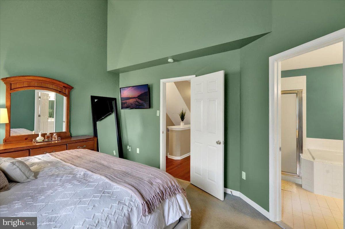 1302 Coventry Pointe Lane #1302 photo 18