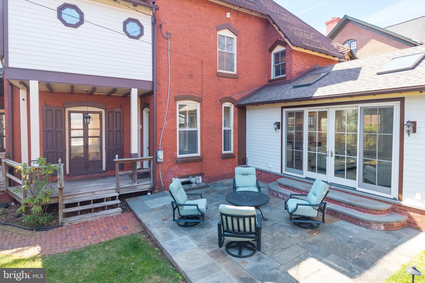 403 N Church Street photo 16
