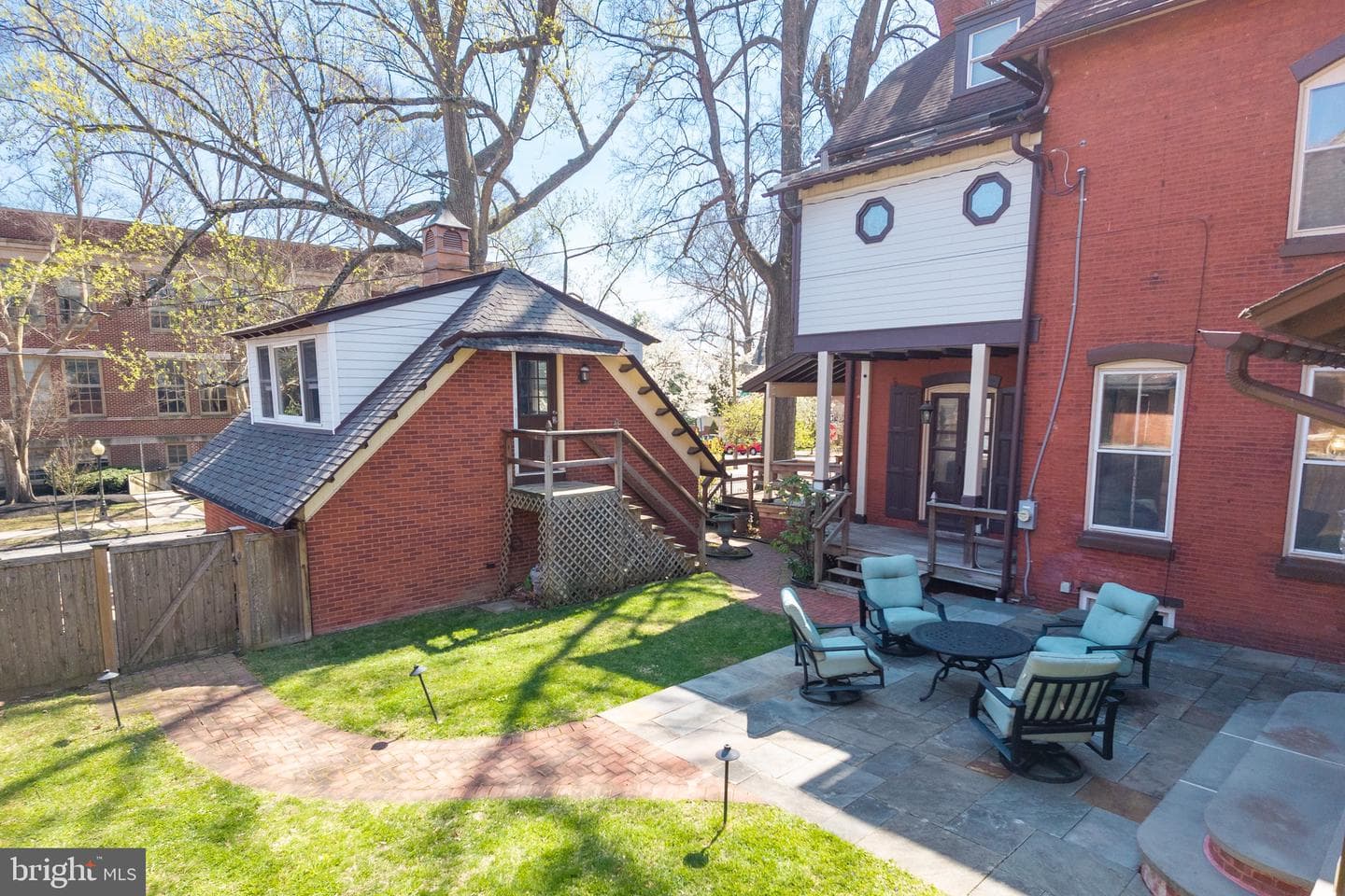 403 N Church Street photo 17