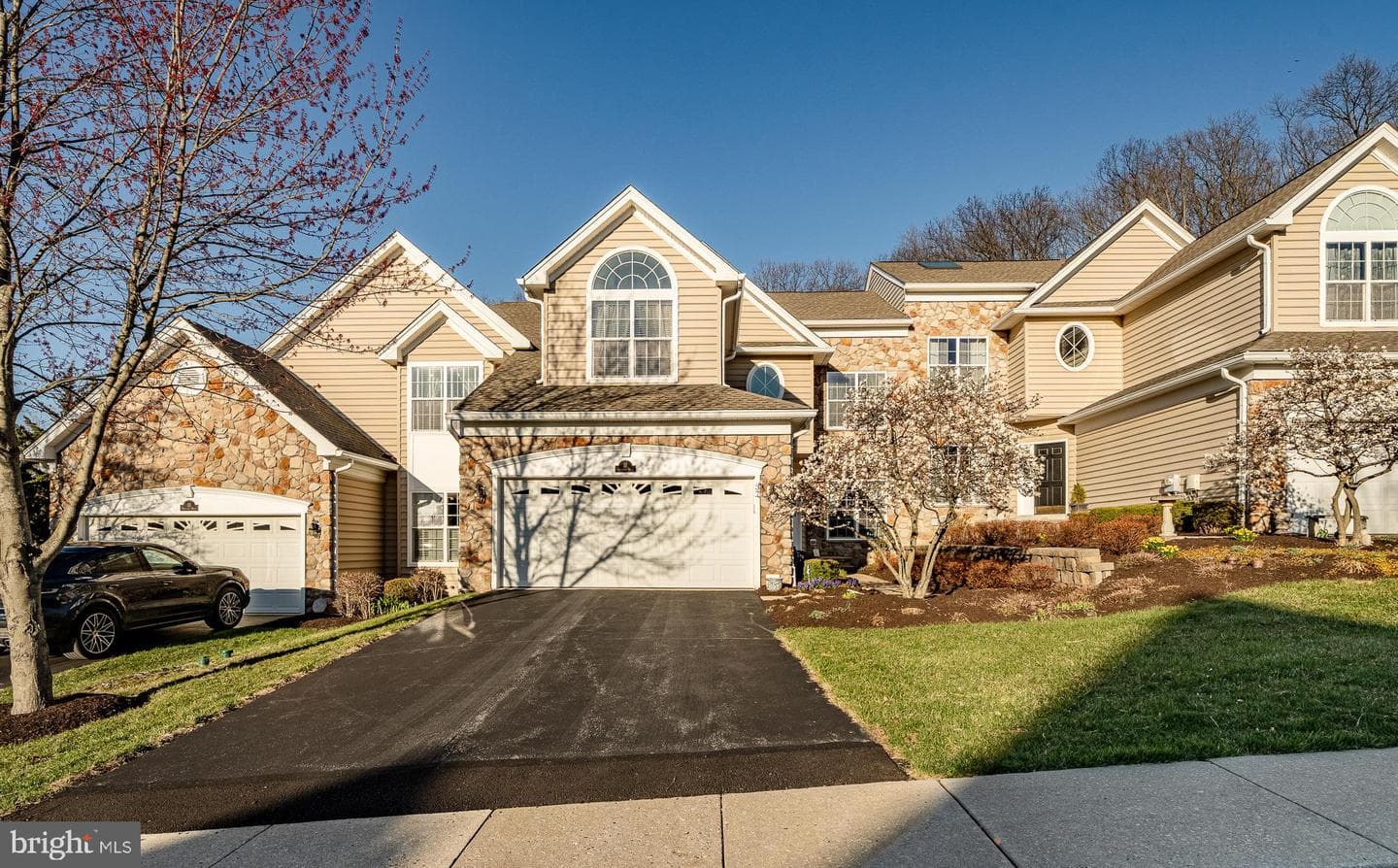 37 Sagewood Drive #14, Malvern