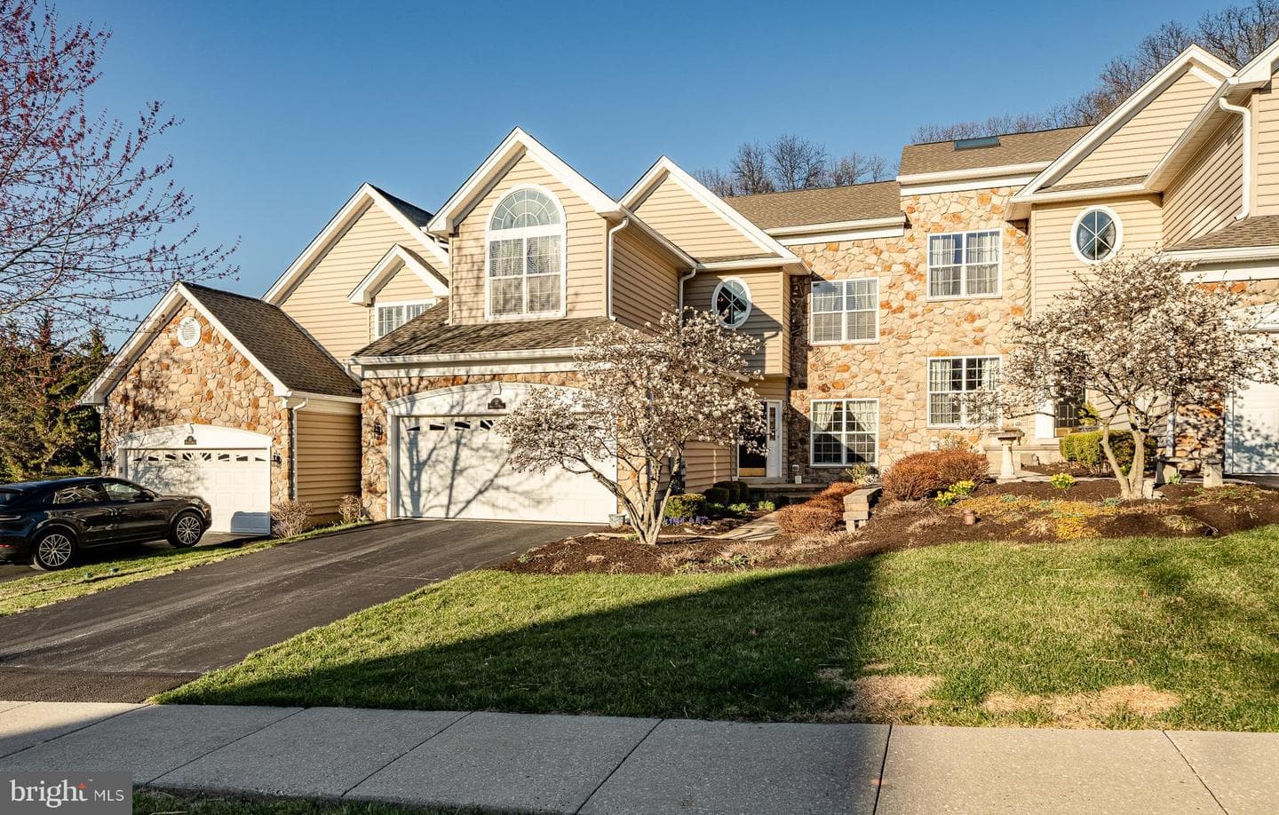 37 Sagewood Drive #14, Malvern