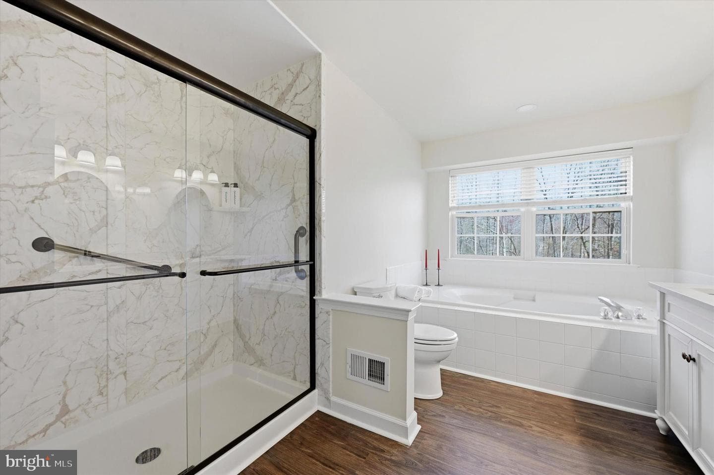 140 Durham Drive photo 17