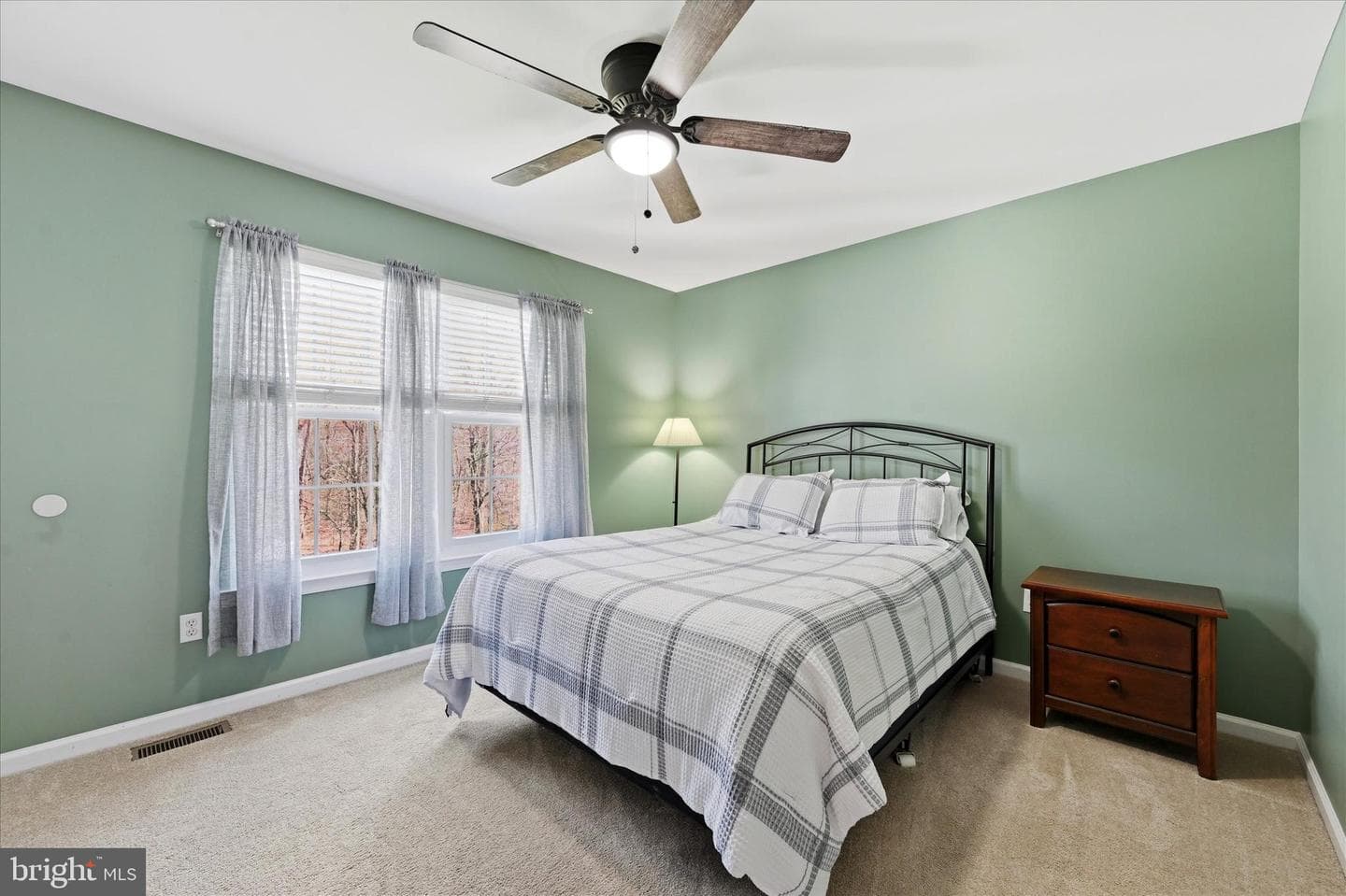 140 Durham Drive photo 20