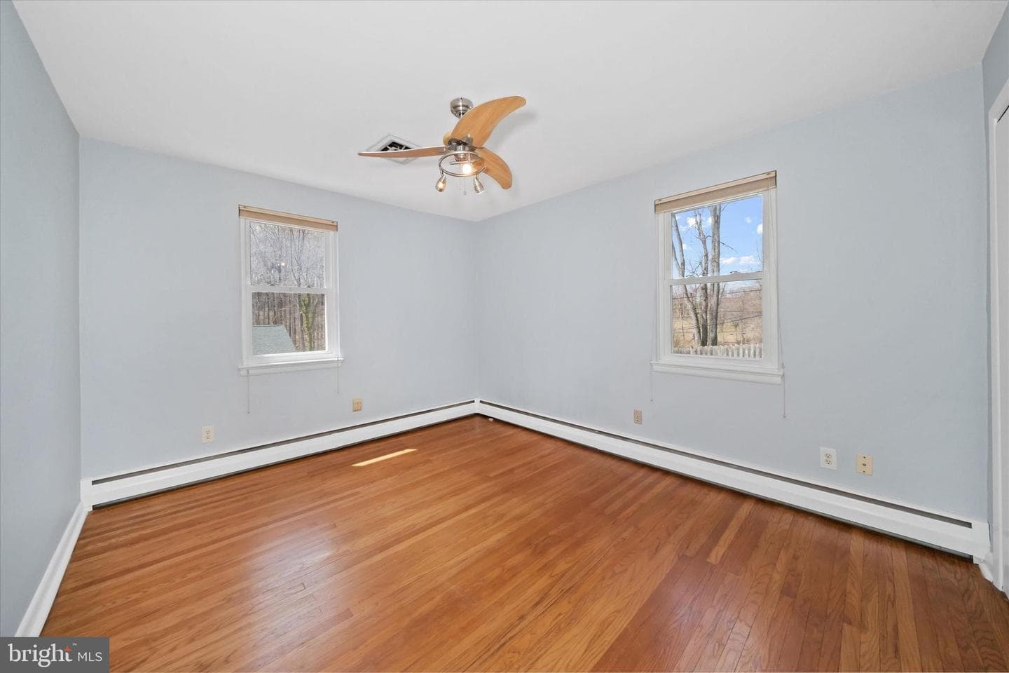 307 Longwood Drive photo 26