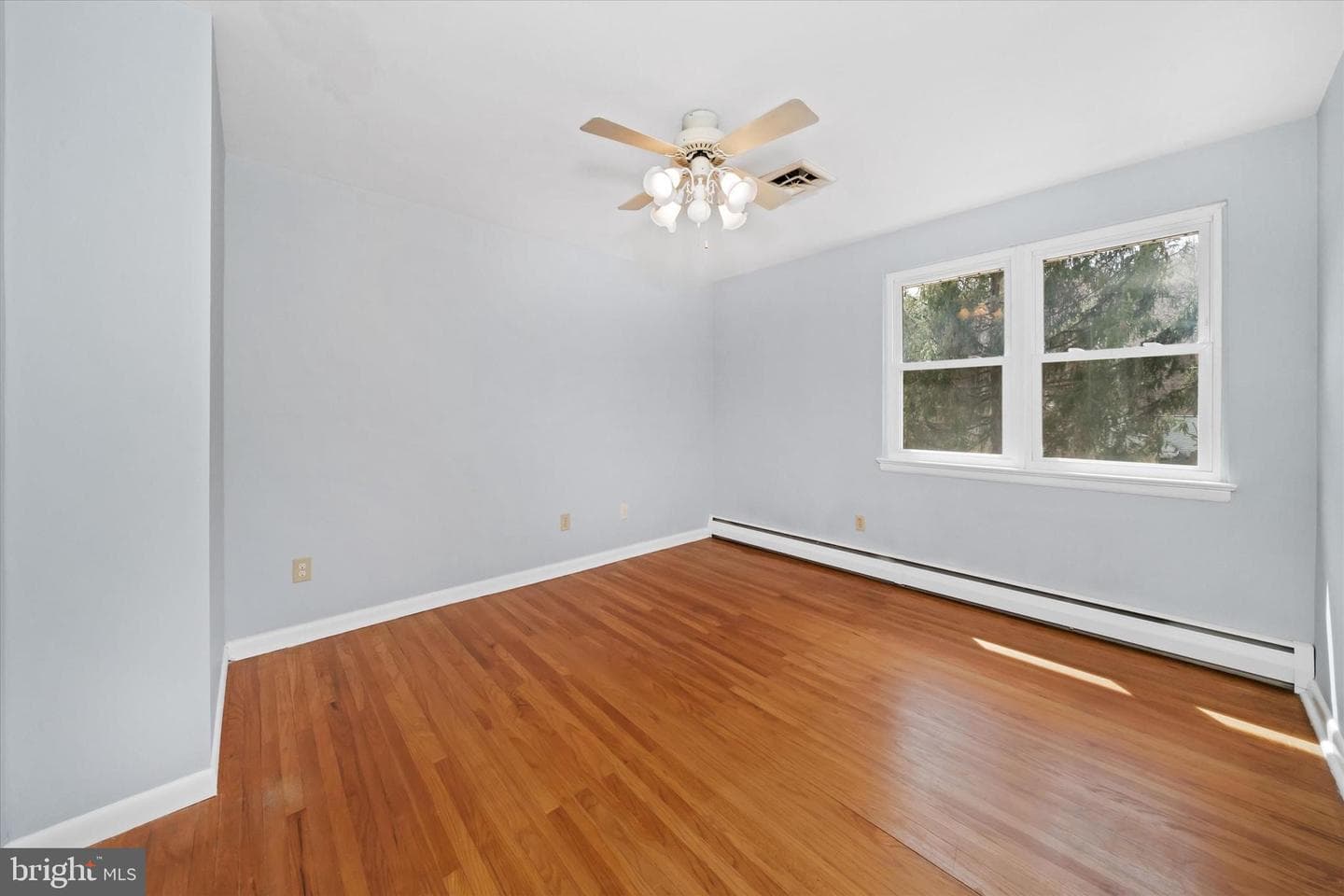 307 Longwood Drive photo 28