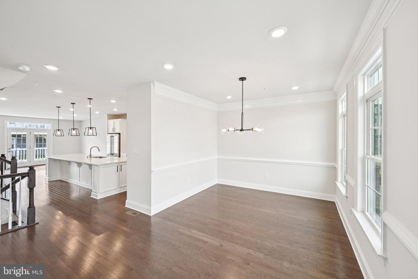 833 Stonecliffe Road photo 12
