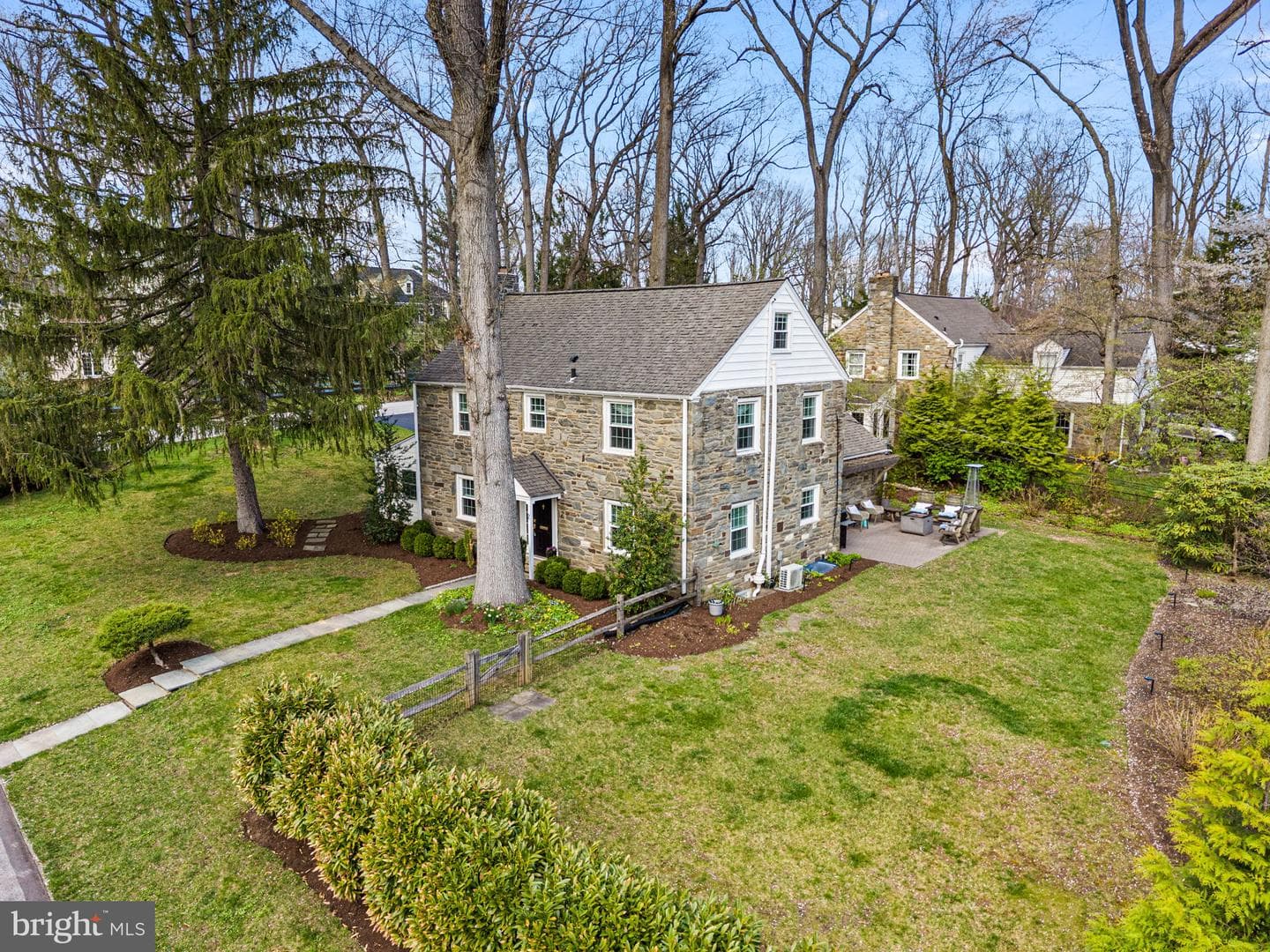 2 Briar Road photo 4