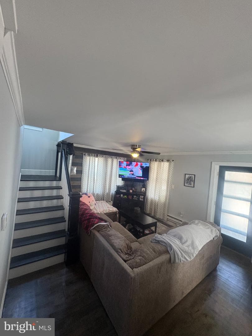 25 W Main Street, Elverson