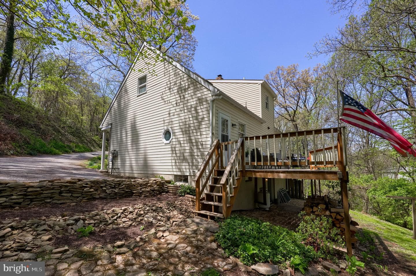 139 Nevins Way photo 18