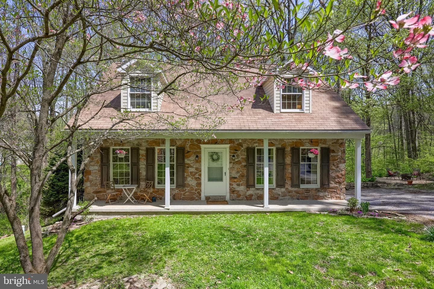139 Nevins Way photo 2