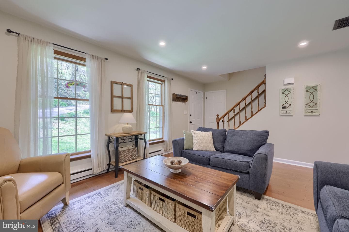 139 Nevins Way photo 5