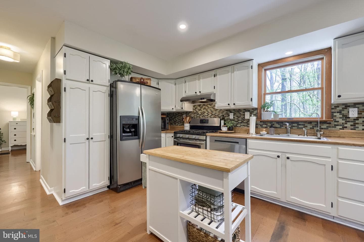 139 Nevins Way photo 6