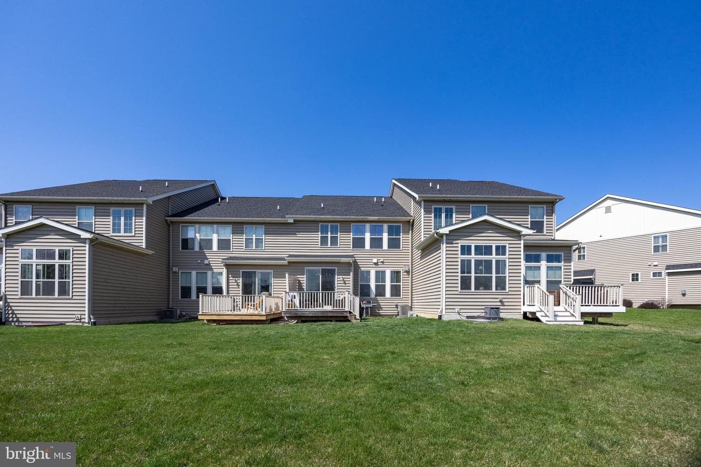 217 Kestrel Court photo 25