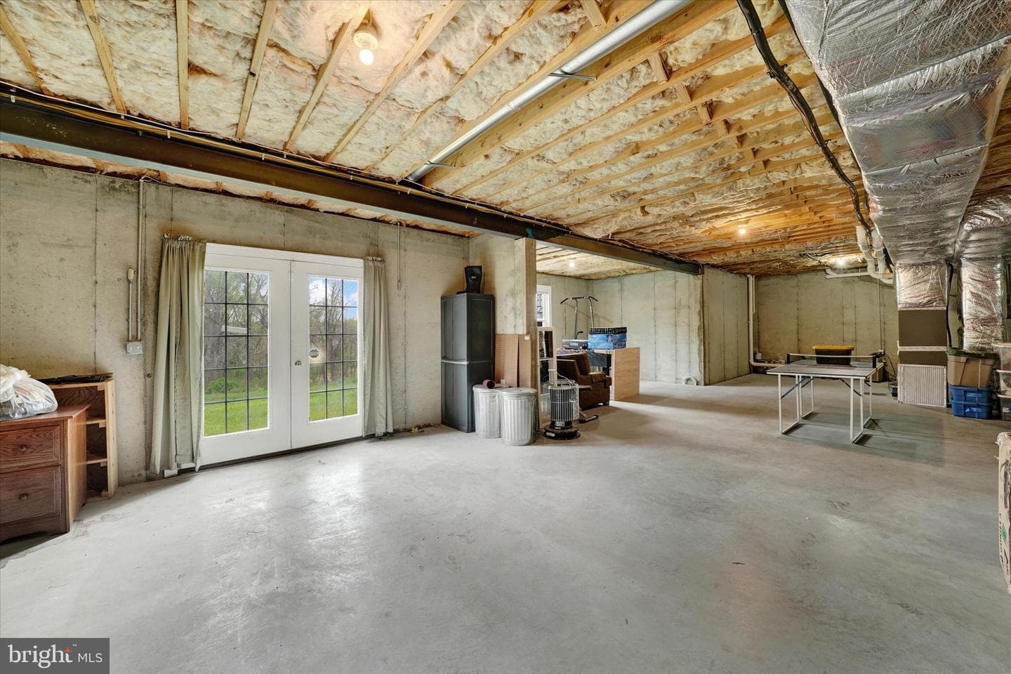 440 Commonwealth Drive photo 33