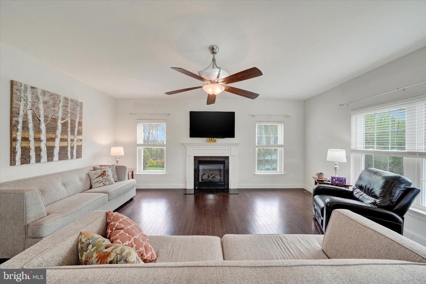 440 Commonwealth Drive photo 9