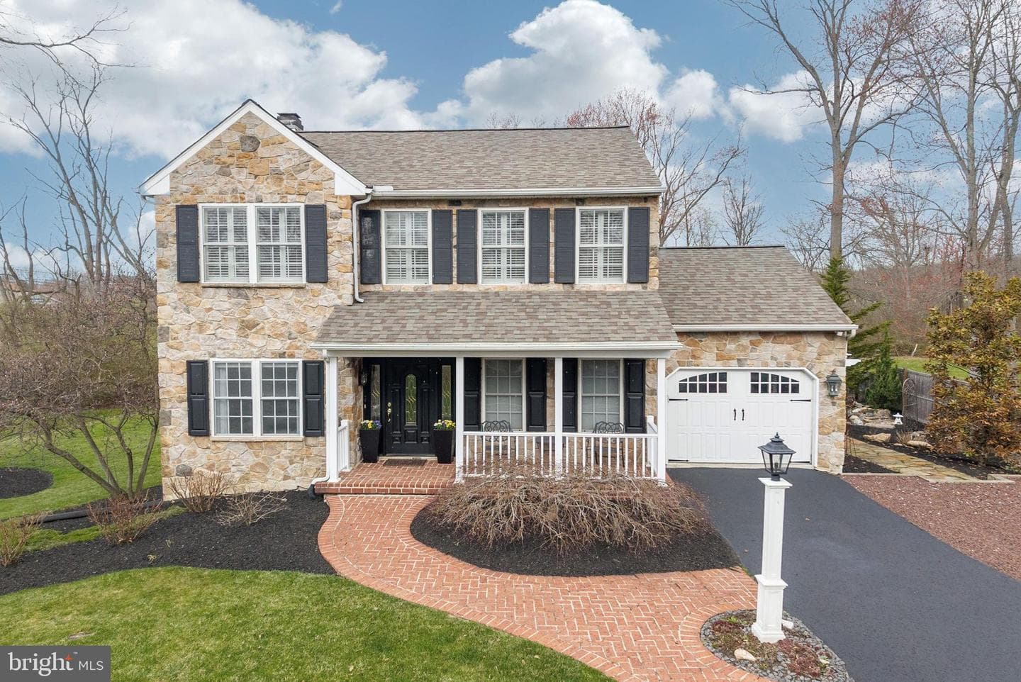 3 Hunter Drive
