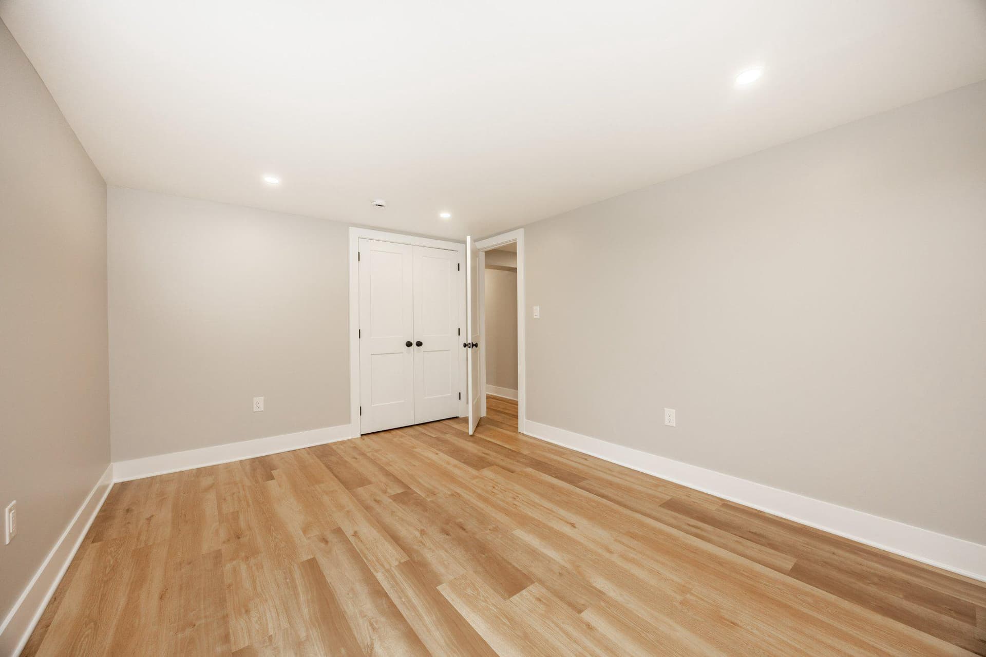 504 W Lafayette Street photo 35