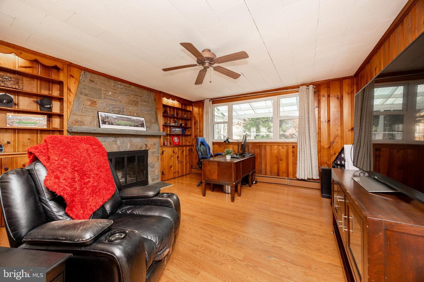 220 N Norris Avenue photo 27