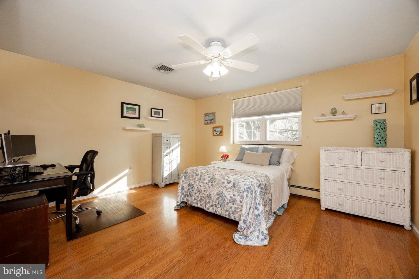 220 N Norris Avenue photo 35