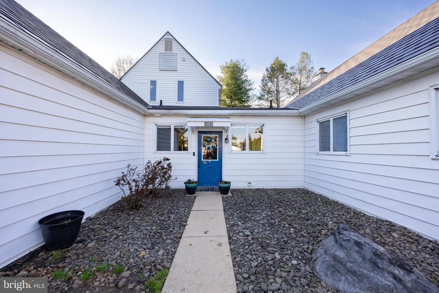 220 N Norris Avenue photo 52