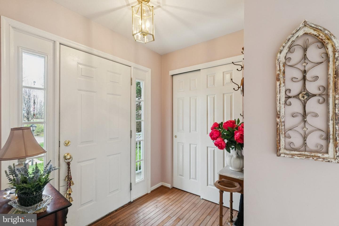 834 Amber Lane photo 5