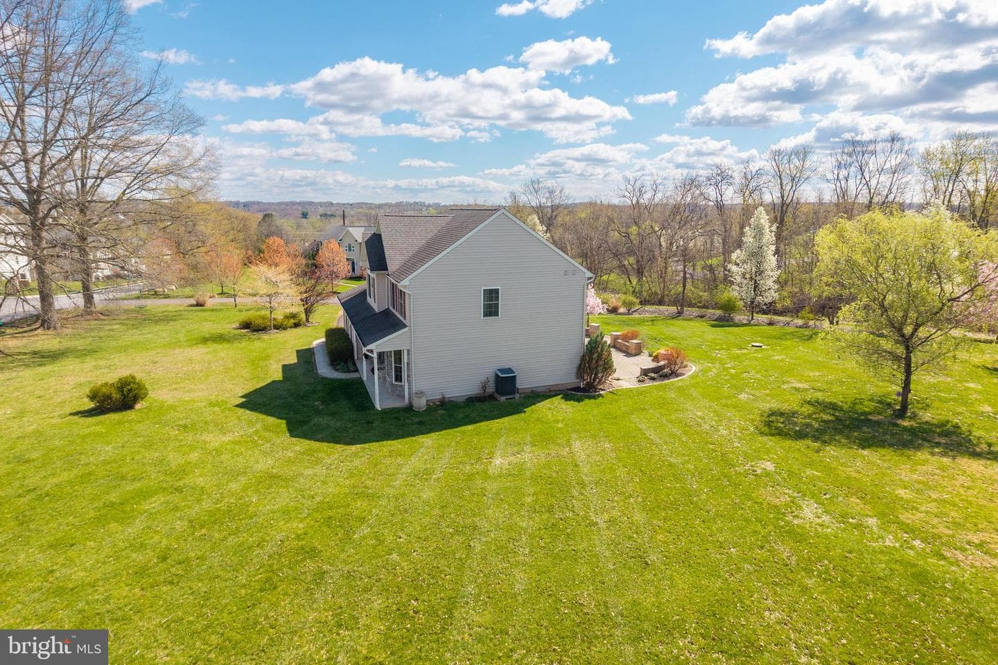 1 Winslow Drive photo 5