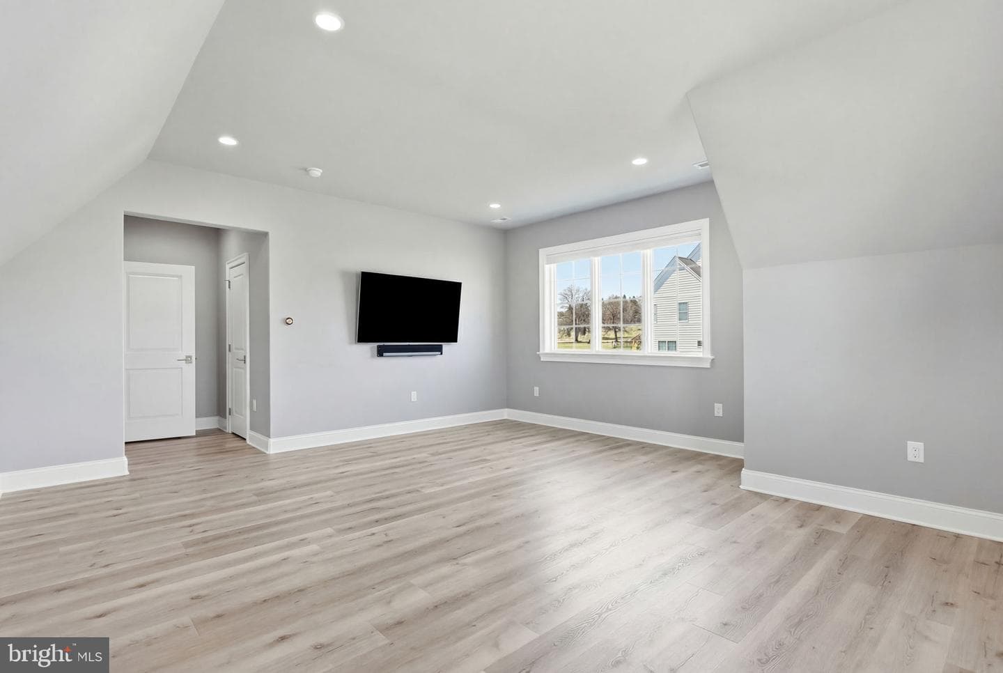 30 New Whitehorse Way photo 65
