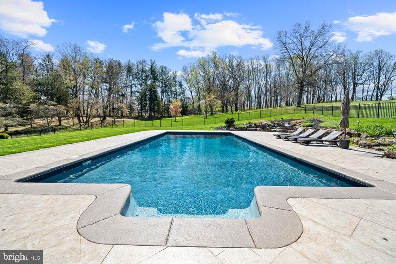 200 Parsons Road photo 48